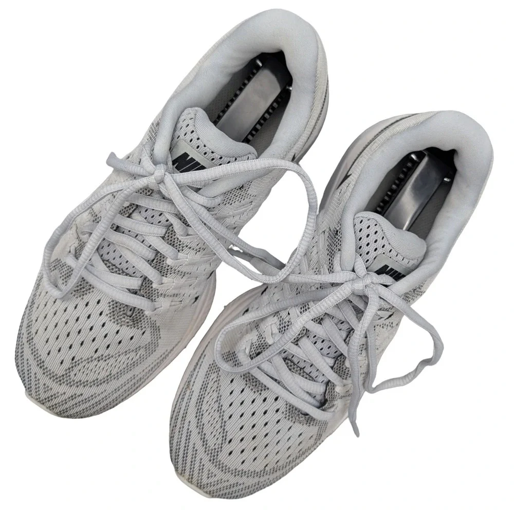 Nike Air Zoom Vomero 11 Running Shoes Wolf Grey Black 818100-002 Womens Size 7‎